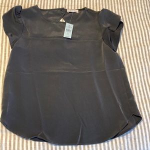Dark gray loft top